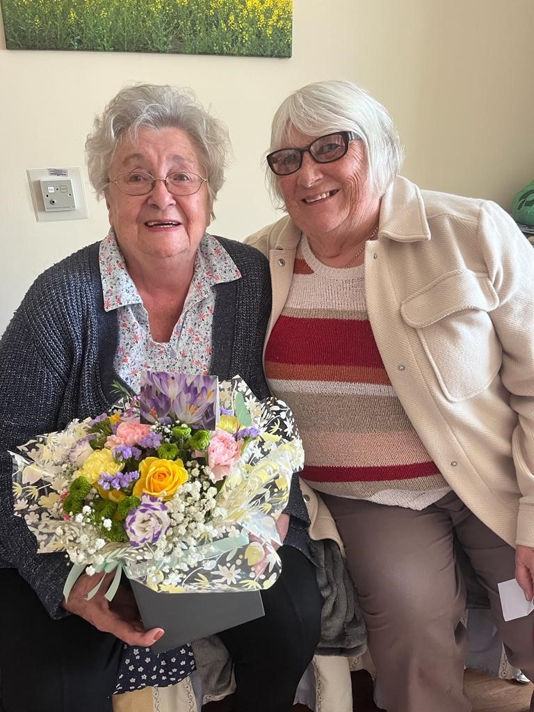 Long lost friends reunited at Hunters Creek Care Home Tanglewood Care