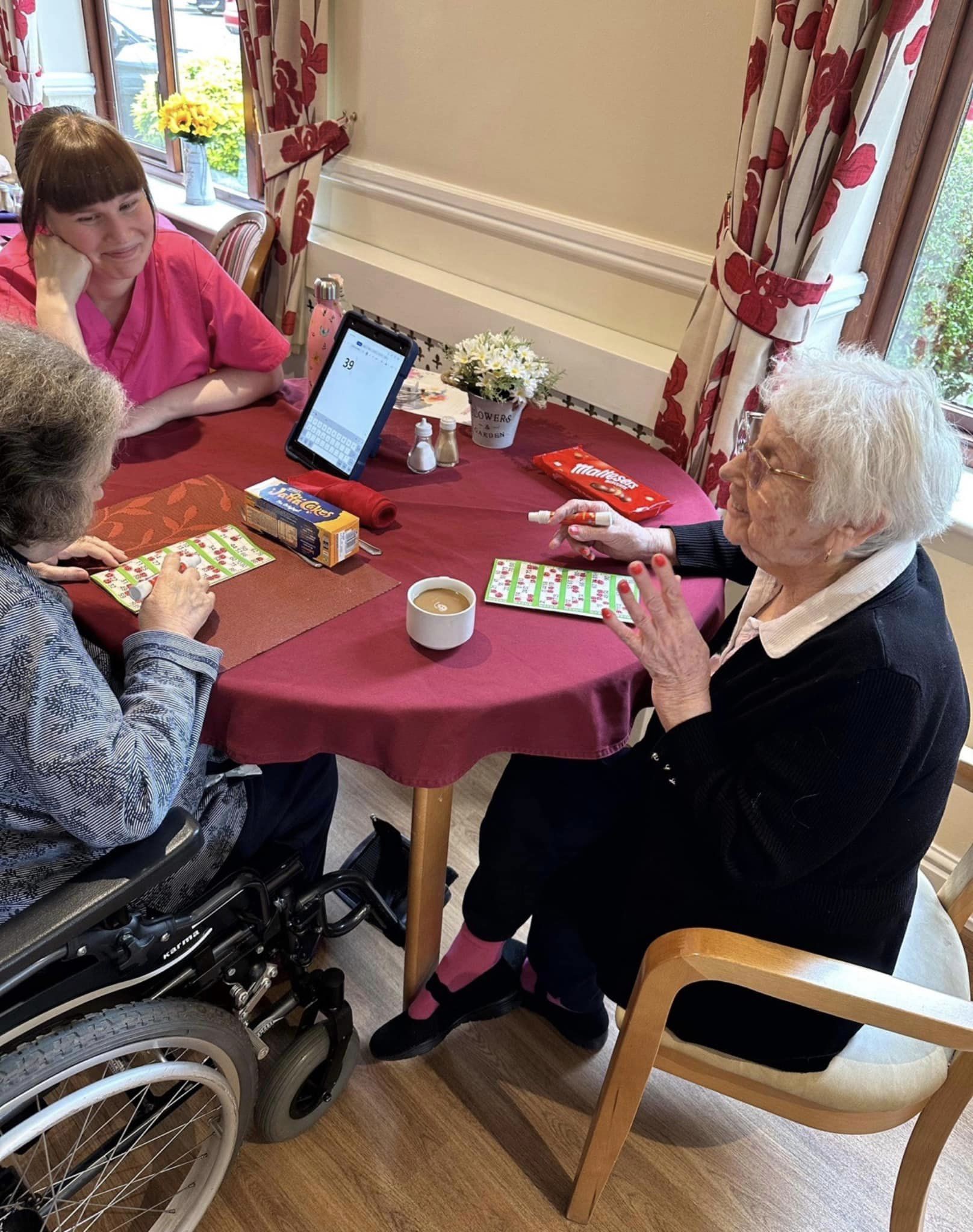 bingo at cedar falls care home