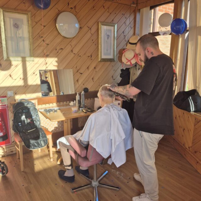 A touch of nostalgia: Dementia-Friendly Barber event brings joy to Toray Pines residents