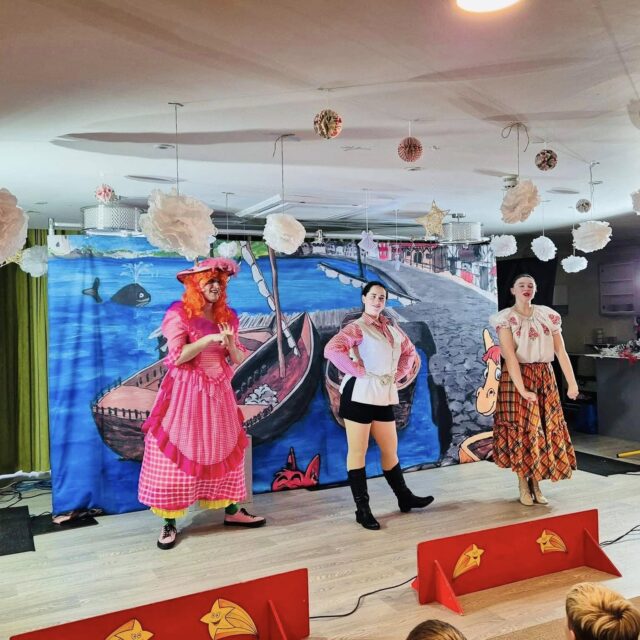 A magical pantomime afternoon at Beeston Rise Care Home