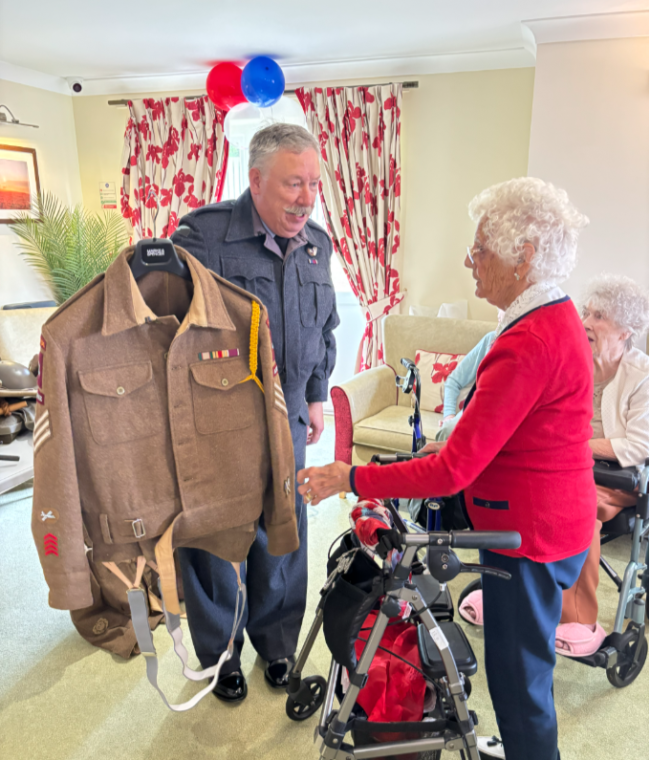 Cloverleaf Residents Celebrate VE Day with Joy and Pride