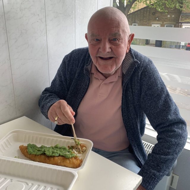 Bingley Park Residents Enjoy Lunch at Websters Fisheries