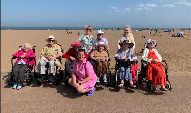 Seaside Adventures Bring Joy to Toray Pines Residents