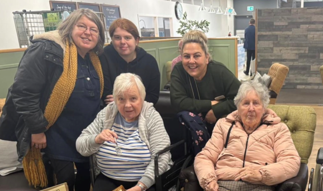 Richard House Residents Enjoy Festive Outing to Downtown Garden Centre