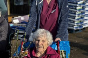 Residents from Meadows Park Care Home Enjoy Uplifting Day at The Potting Shed