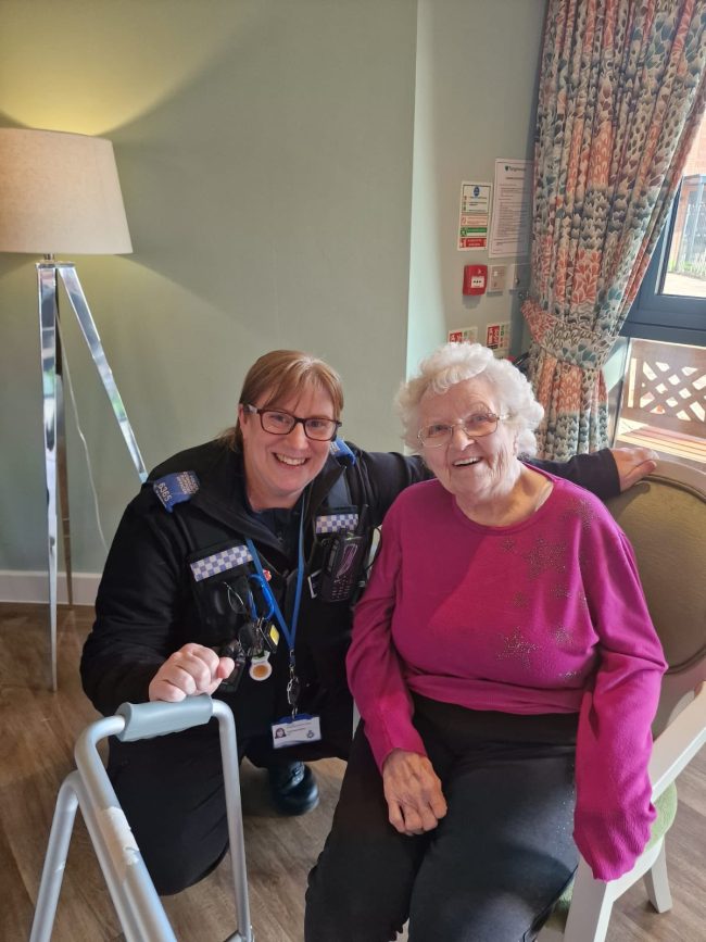 Residents and Staff at Gateford Lodge Boosted Scam Awareness with Visit from Notts Police