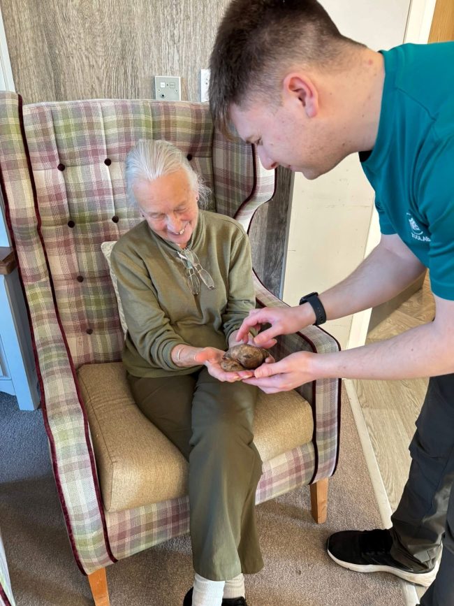 Richard House Residents Get Up Close with Exotic Animals During ZooLab Visit