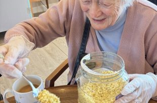 Richard House Hosts Egg-citing Easter Bake Off with Community Celebration