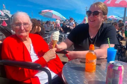 Richard House Residents Enjoy Memorable Day Trip to Skegness