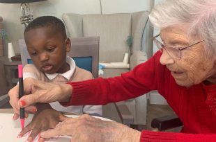 Residents and Children Enjoy Multi-Generational Arts Session at Sleaford Hall