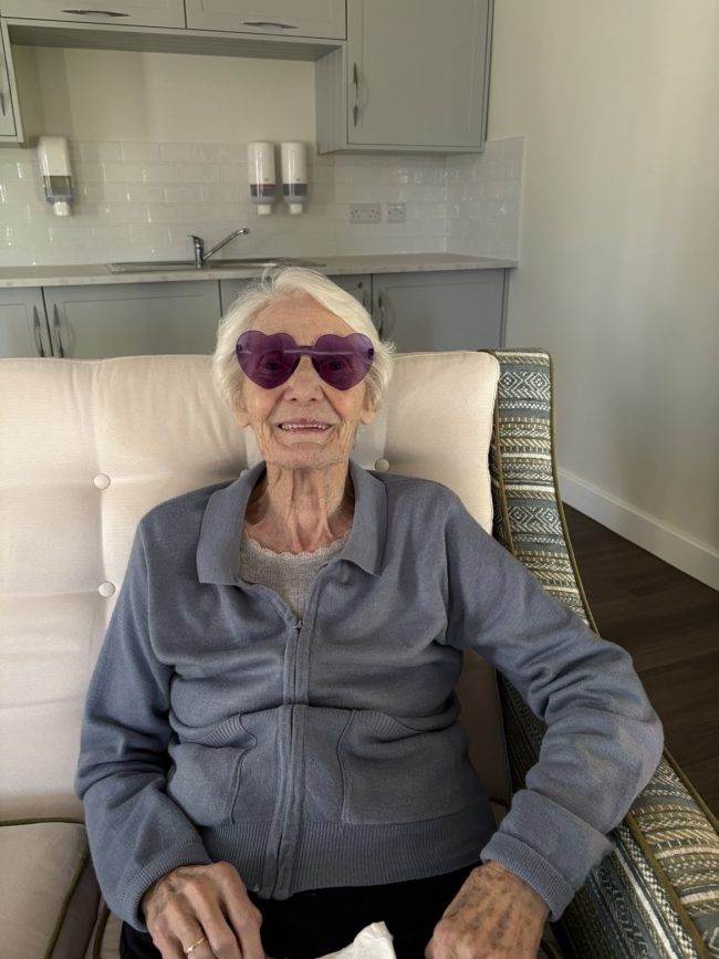 York Manor Care Home Residents Enjoy a Musical Afternoon at Karaoke
