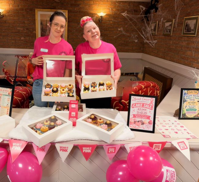Cedar Falls Turns Pink for Breast Cancer Awareness